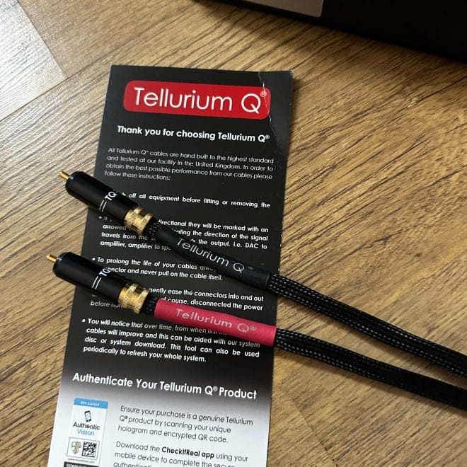 Tellurium Q Ultra Black II RCA Interconnect Cable @ Audio Therapy